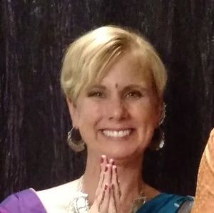 Meet your Posher, Michele